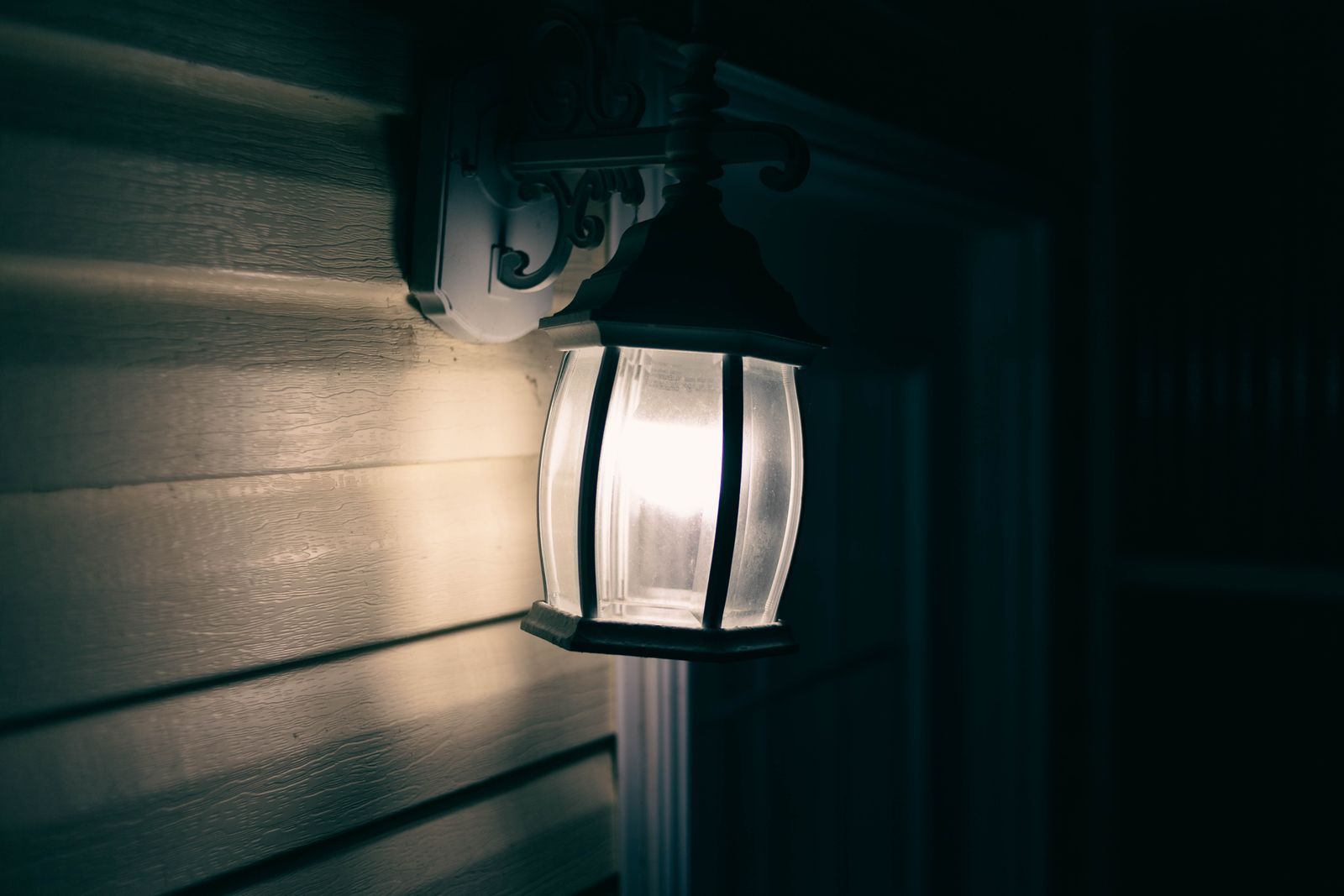 How to Mount Solar Wall Lights on Vinyl Siding Without Drilling
