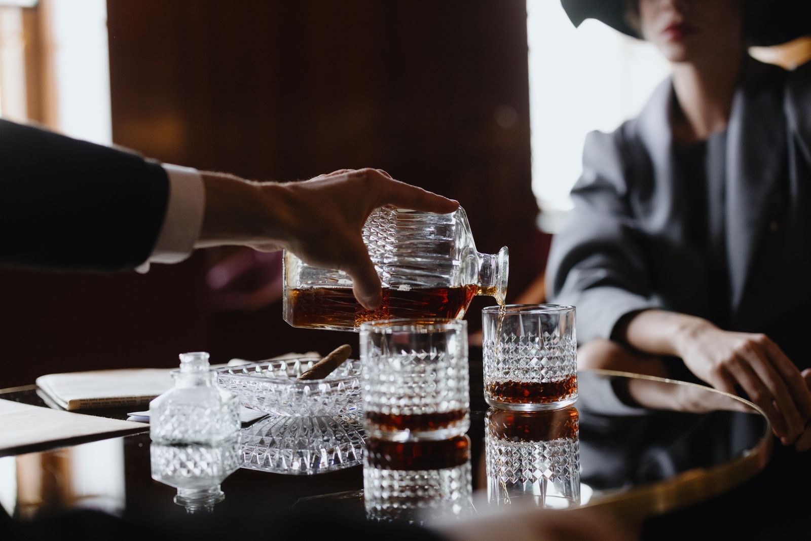 What are the best pilot retirement gifts from Aircraft Whiskey Decanter?