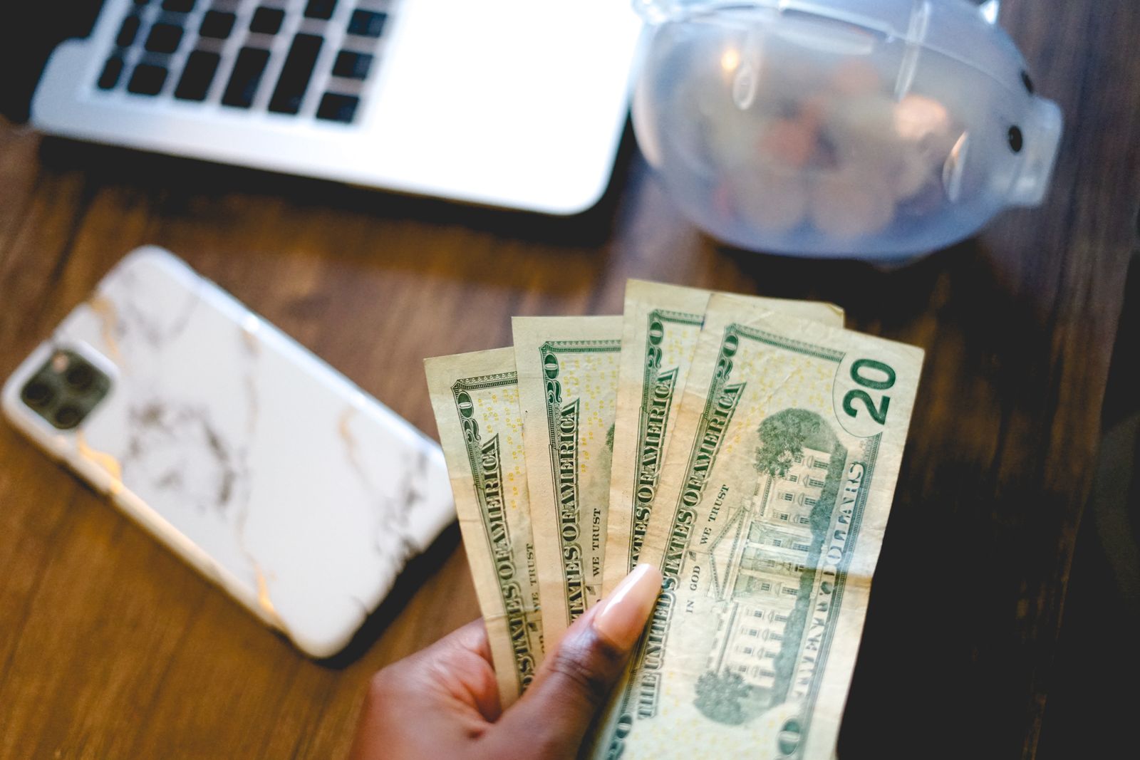 How to Turn the 100 Envelope Challenge into a Fun Family Savings Activity