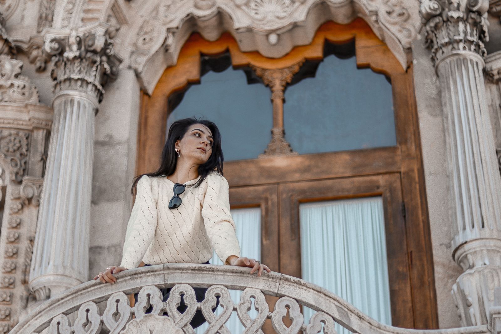 Batwing vs Traditional Cardigans: Which Silhouette Best Elevates Your Wardrobe?