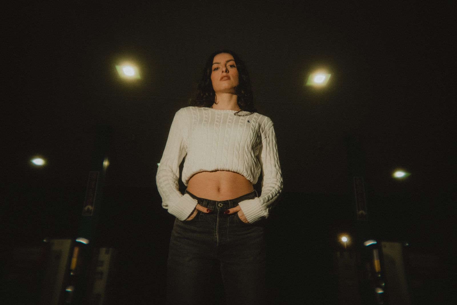 How to Style Cropped Cardigans with High-Waisted Jeans