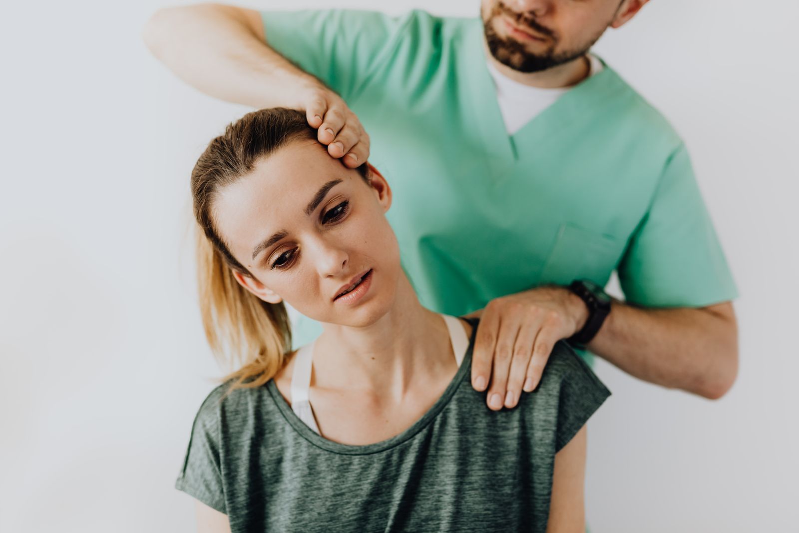 How to Use Shiatsu Massager for Neck Tension: 6D Knot Relief Guide
