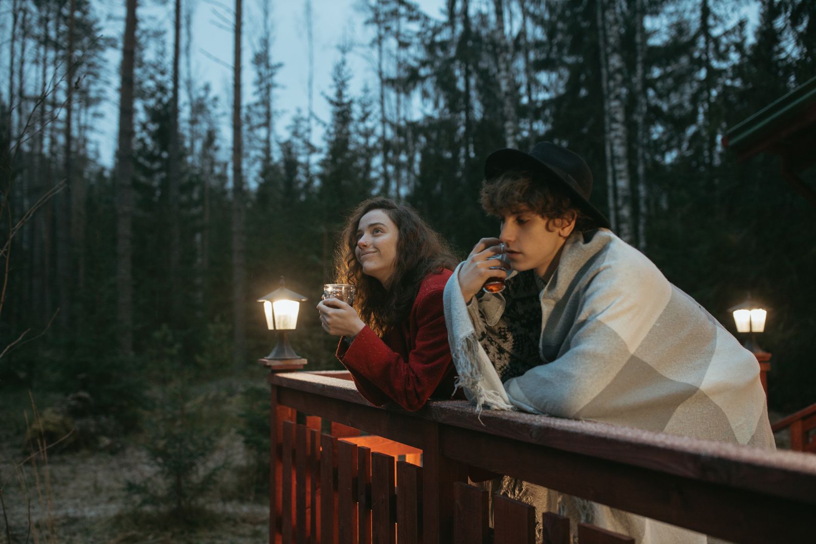 Solar Bug Zappers vs. Chemical Bug Sprays: Which Is Best for Eco-Conscious Camping?