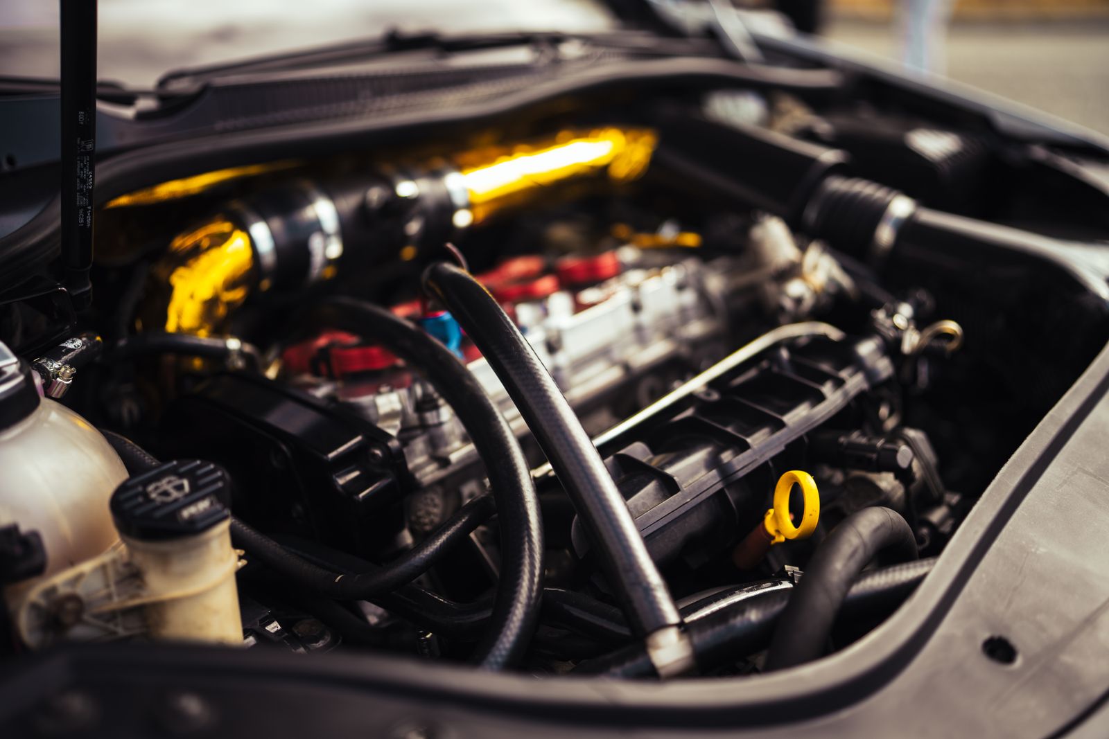 Basic vs Enhanced OBD2 Scanners: What DIY Mechanics Actually Need