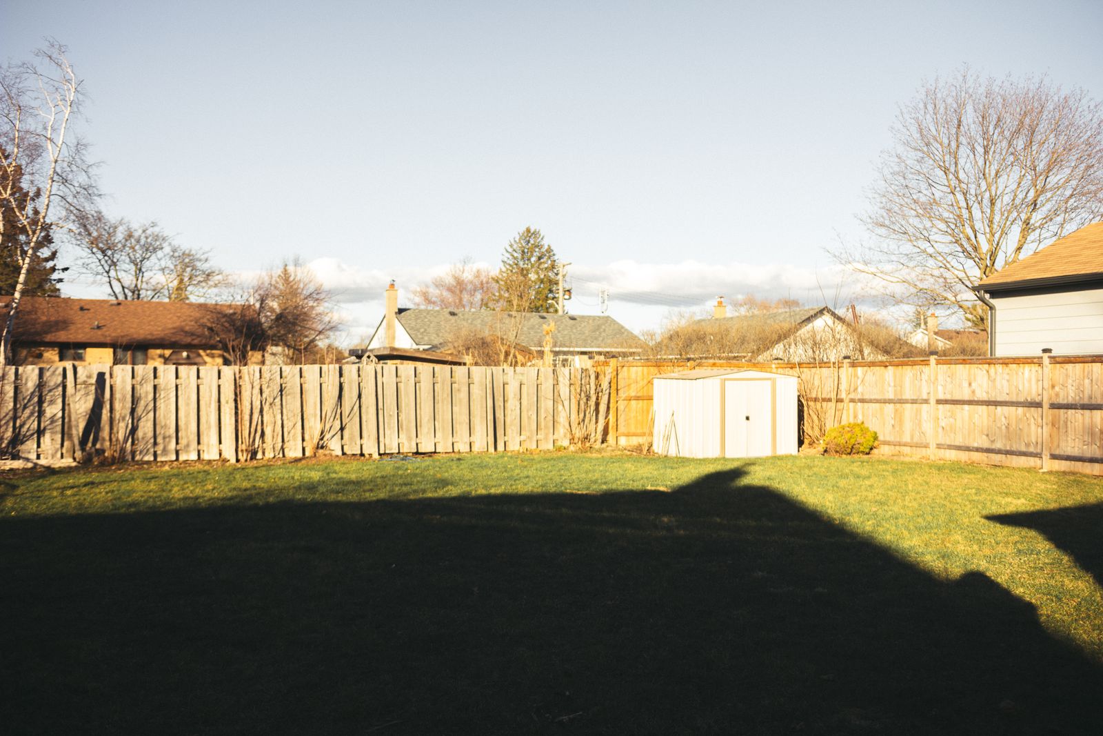 Solar Lighting Layout FAQs: Eliminating Dark Spots and Shadows Across Your Deck and Fence