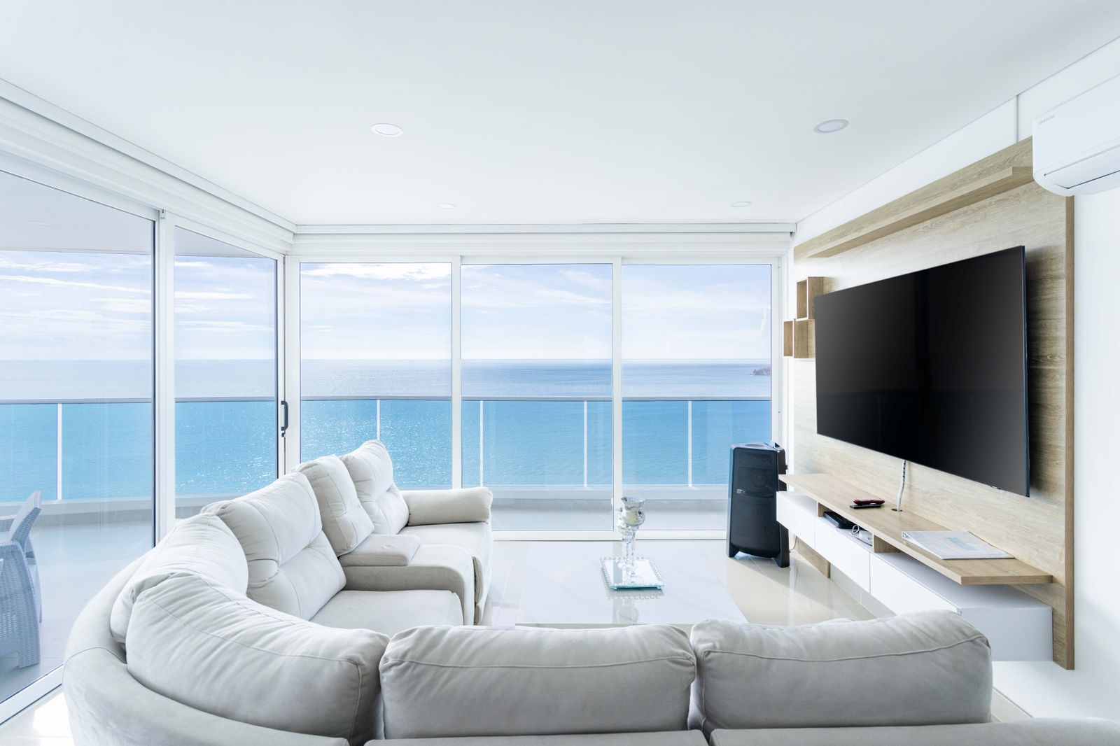 Autumn Indoor Dry Air Symptoms: Identification & Relief Guide