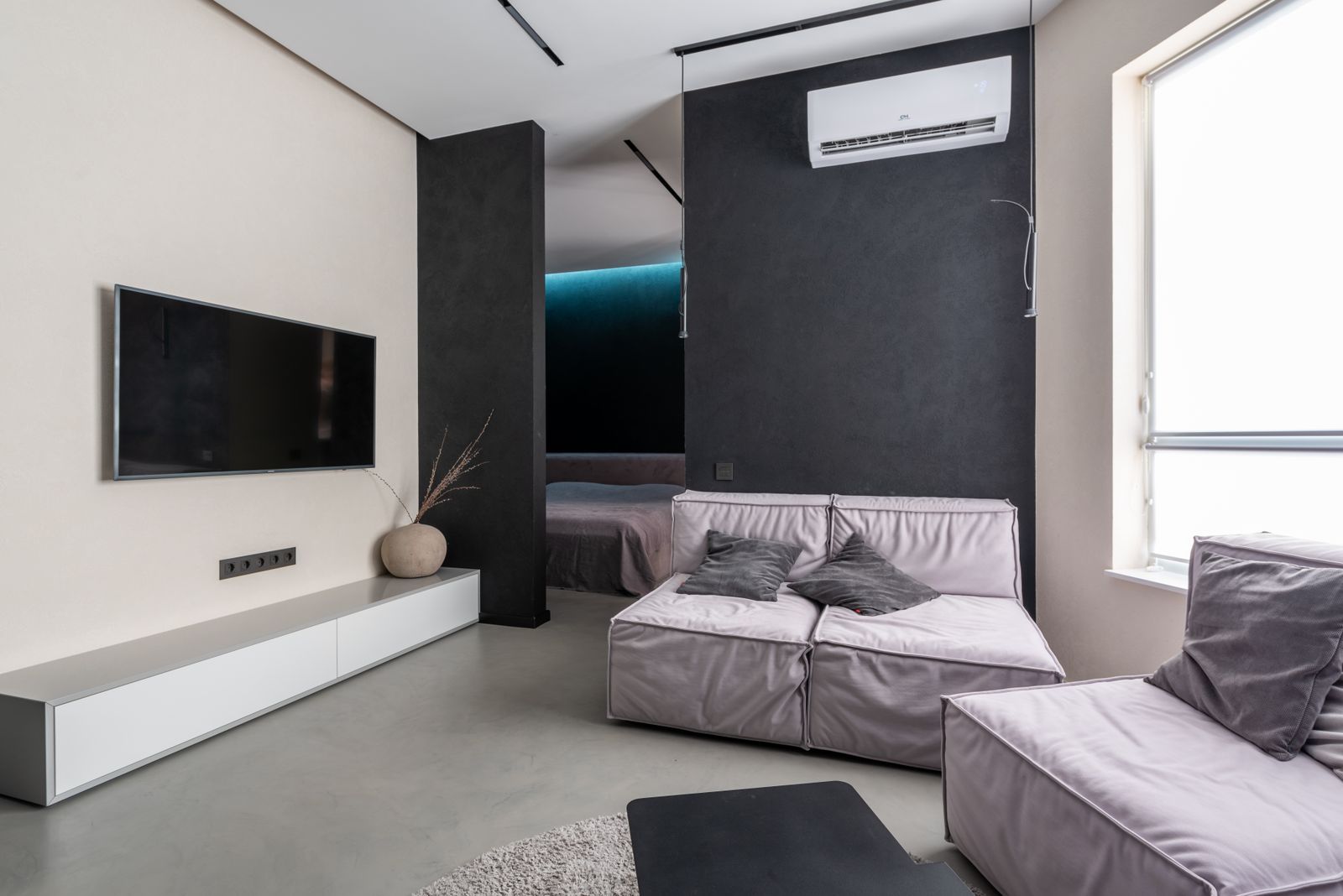 How to Manage Micro-Space Humidity and Dry Air Year-Round