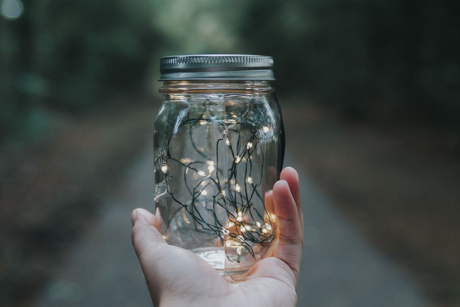How Many Solar Firefly Lights Do You Need? A Landscape Density Guide