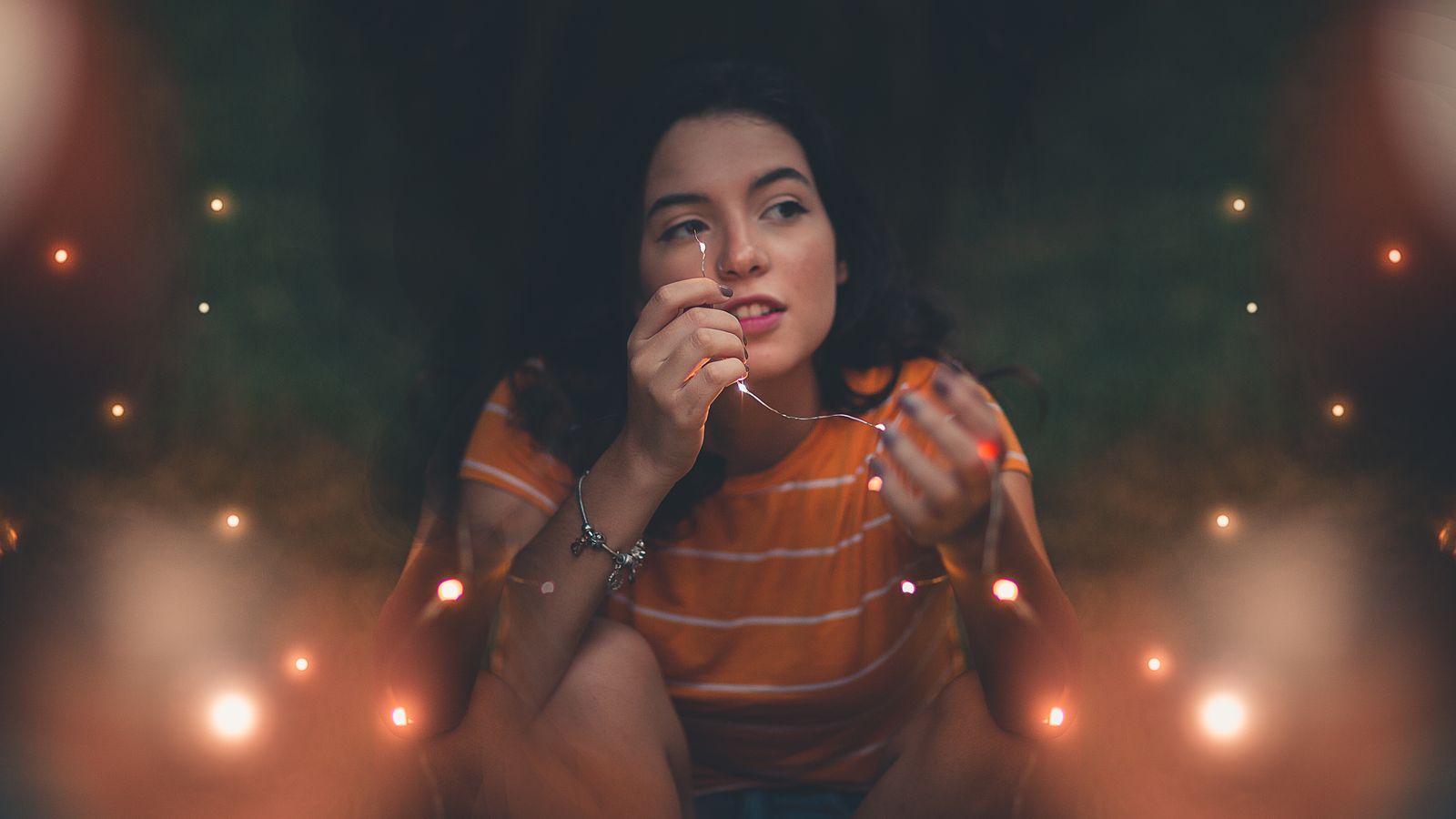 Solar Firefly Lights vs. Traditional String Lights: Which Is Best for Patio Ambience?