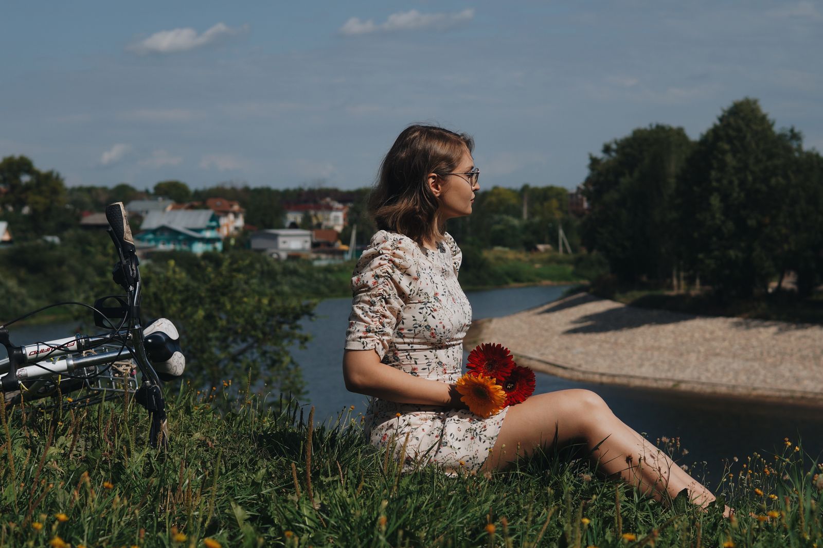 How to Sit Comfortably in a Bustier Sundress Through a Long Meal or Ceremony