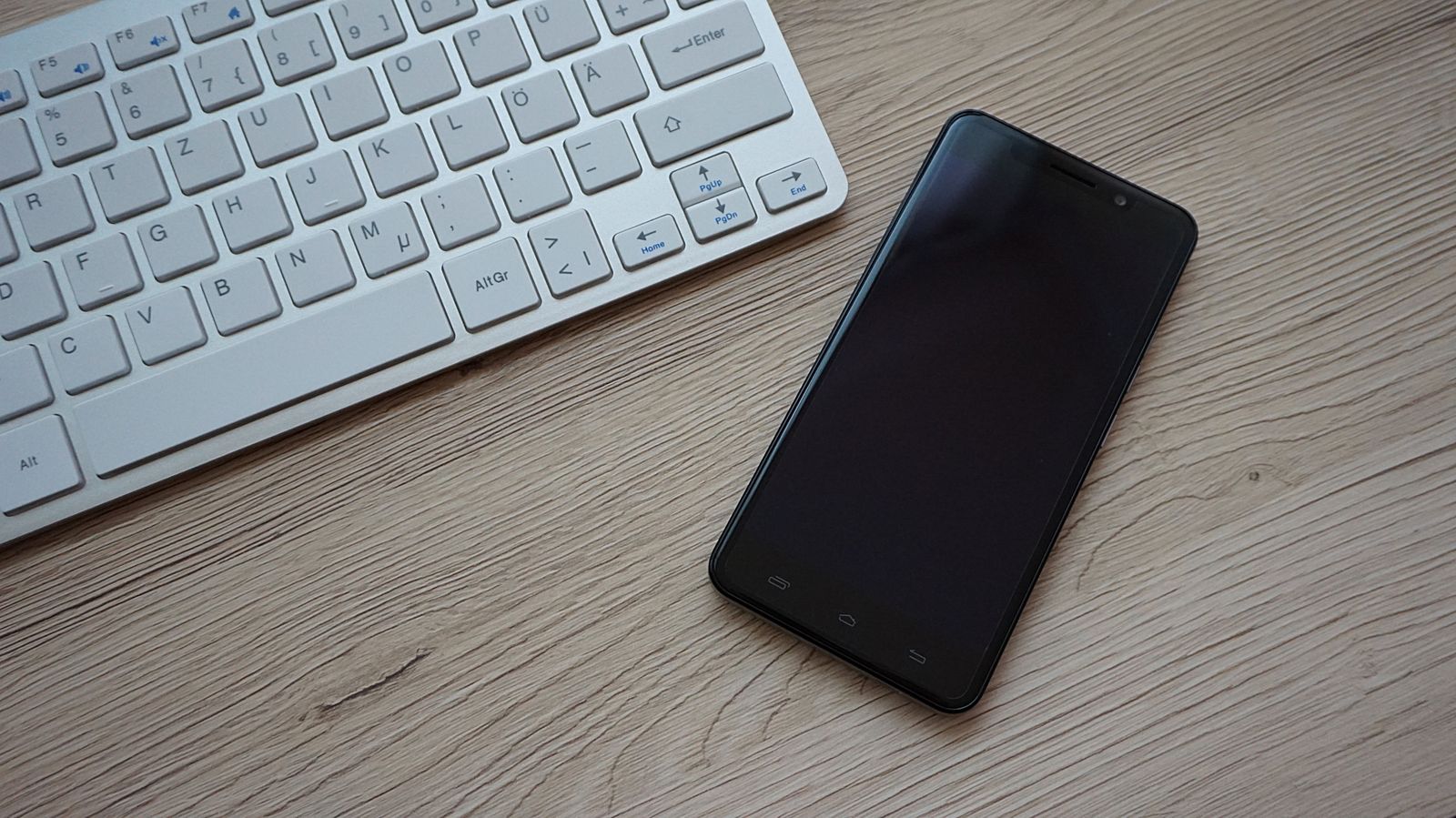 How to Prevent Solar Power Bank Overheating Outdoors