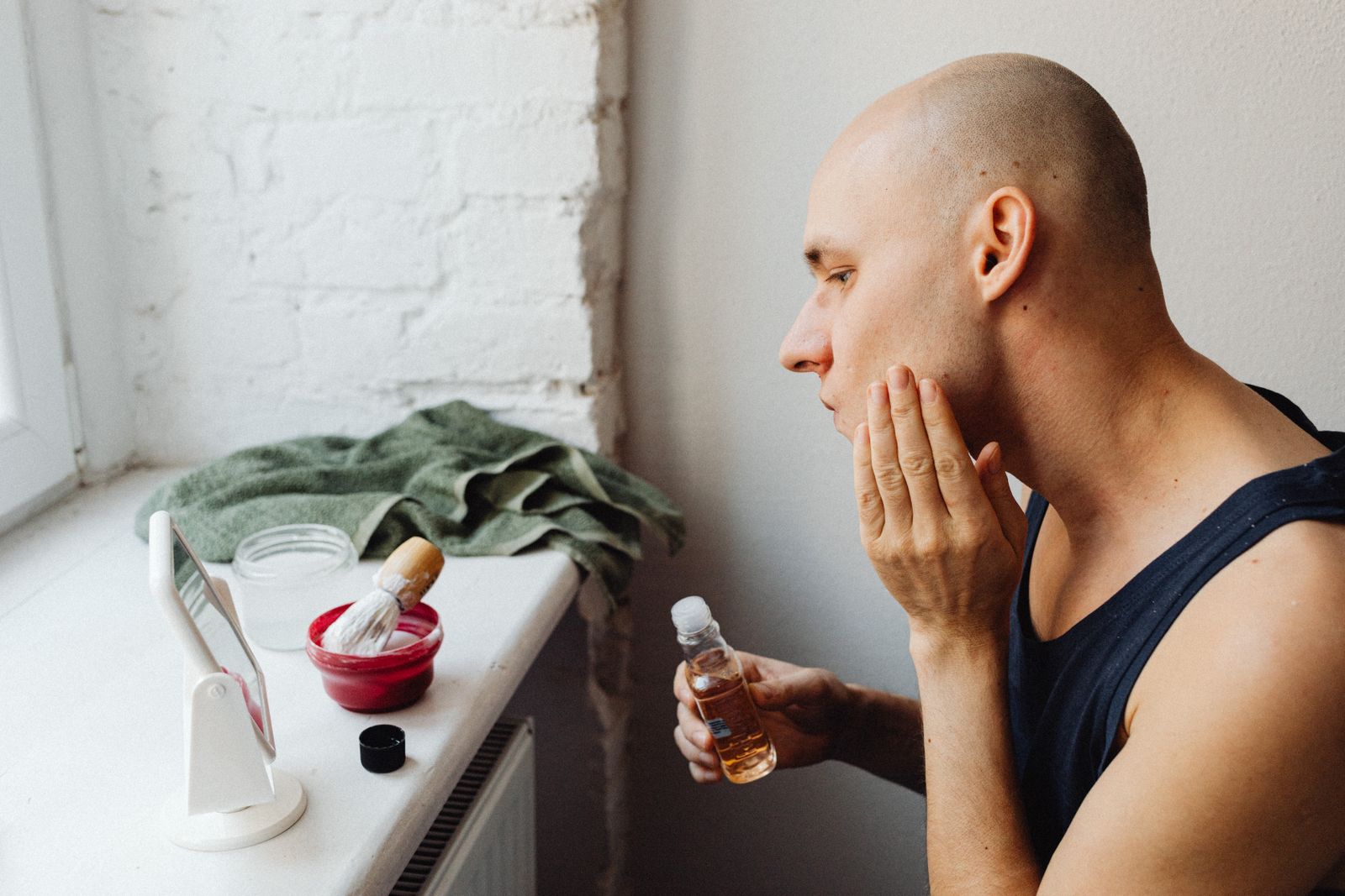 Electric Shaver Technology FAQ: Flexible Heads, Motors, and Skin Protection Explained