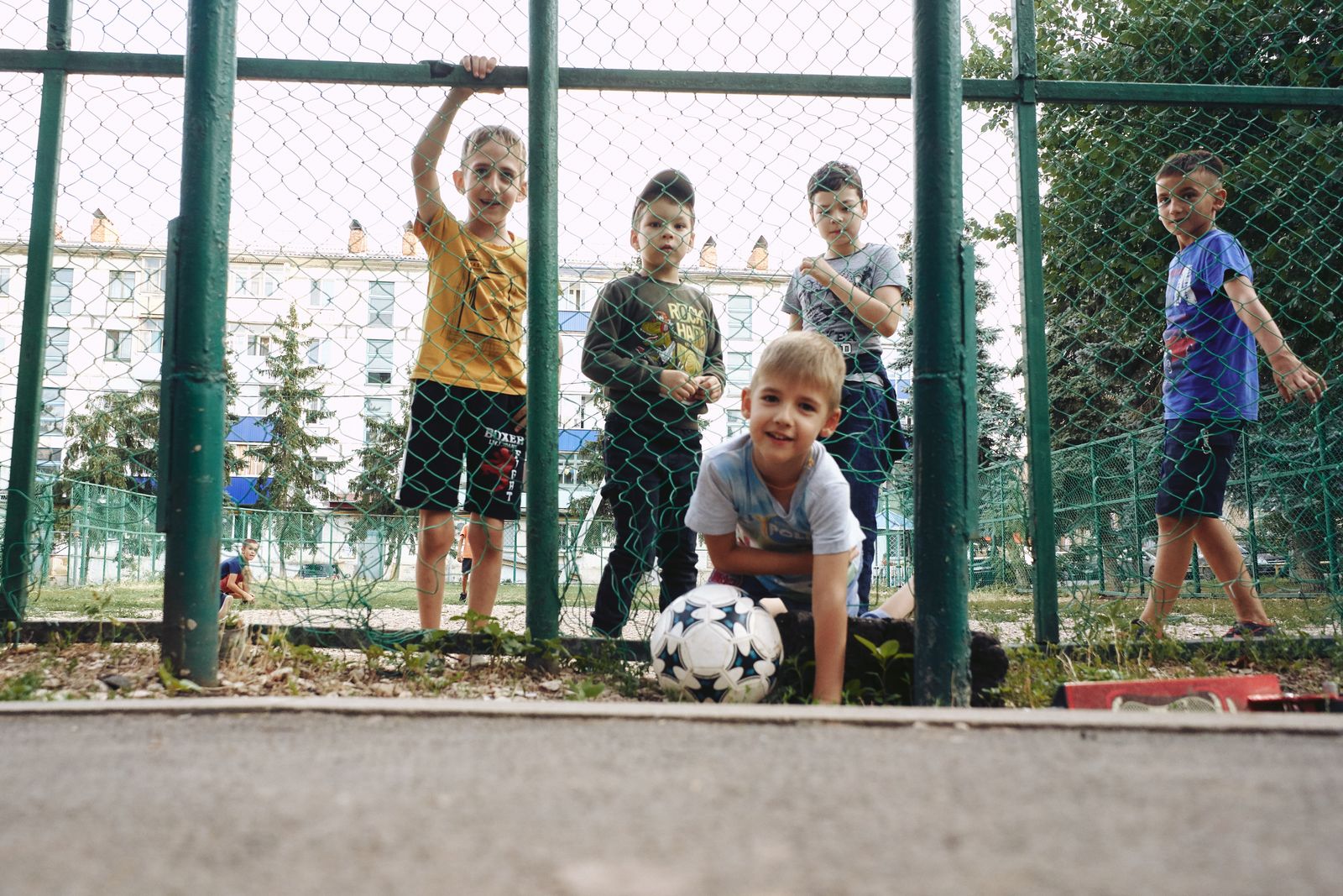 Hover Soccer Ball Setup & Troubleshooting Guide: Batteries, Surfaces, and Care