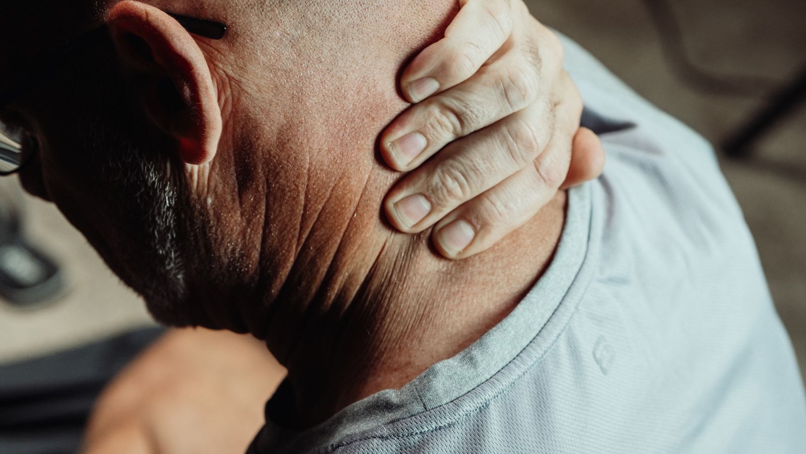 Best Cervical Pillow for Tension Headaches & Morning Neck Stiffness