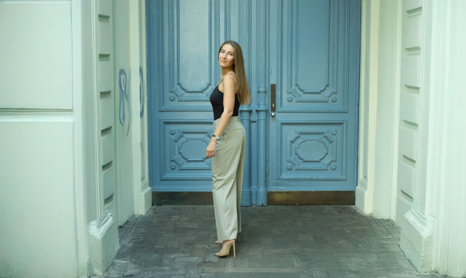 How to Care for Organic Linen Pants to Extend Fabric Longevity and Softness