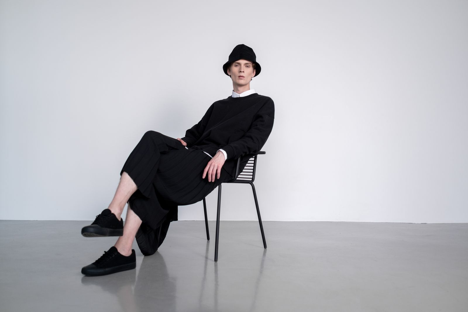 How to Build a Minimalist Summer Capsule Wardrobe Around Wide Leg Linen Pants