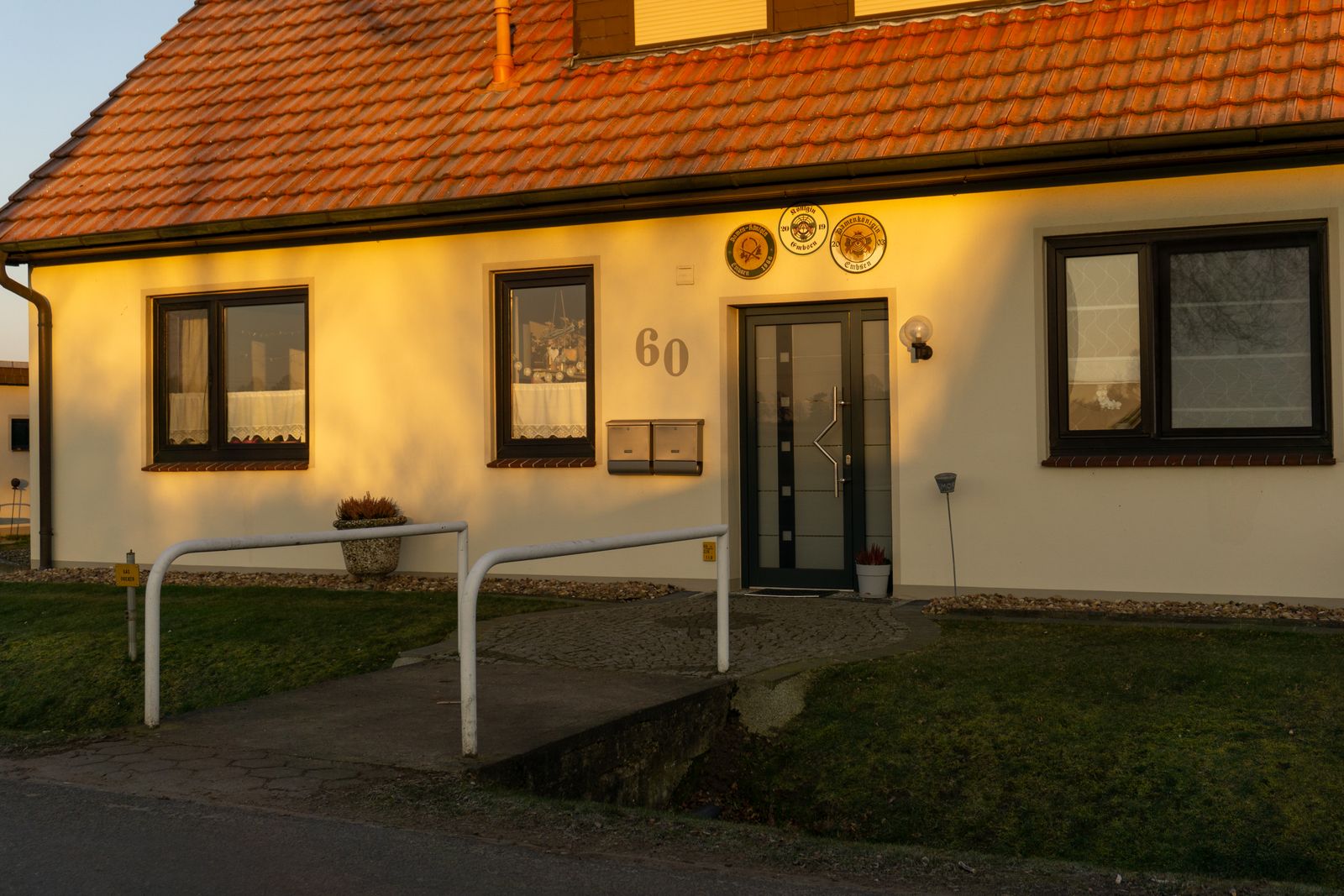 How Solar Address Signs Charge in Winter and Cloudy Weather