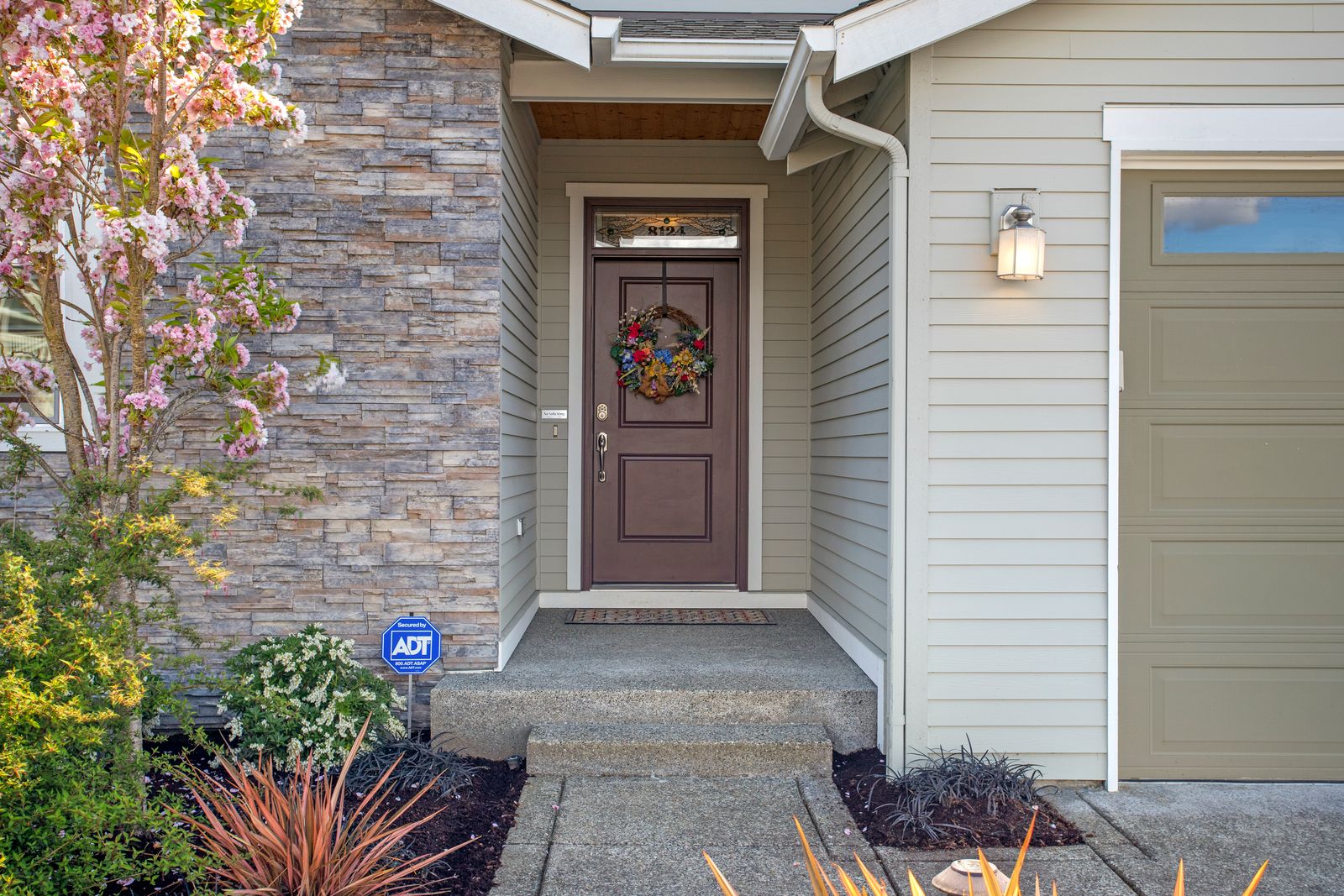 Solar Lighted House Numbers Battery Preservation FAQ: Maximizing Life Across All Seasons