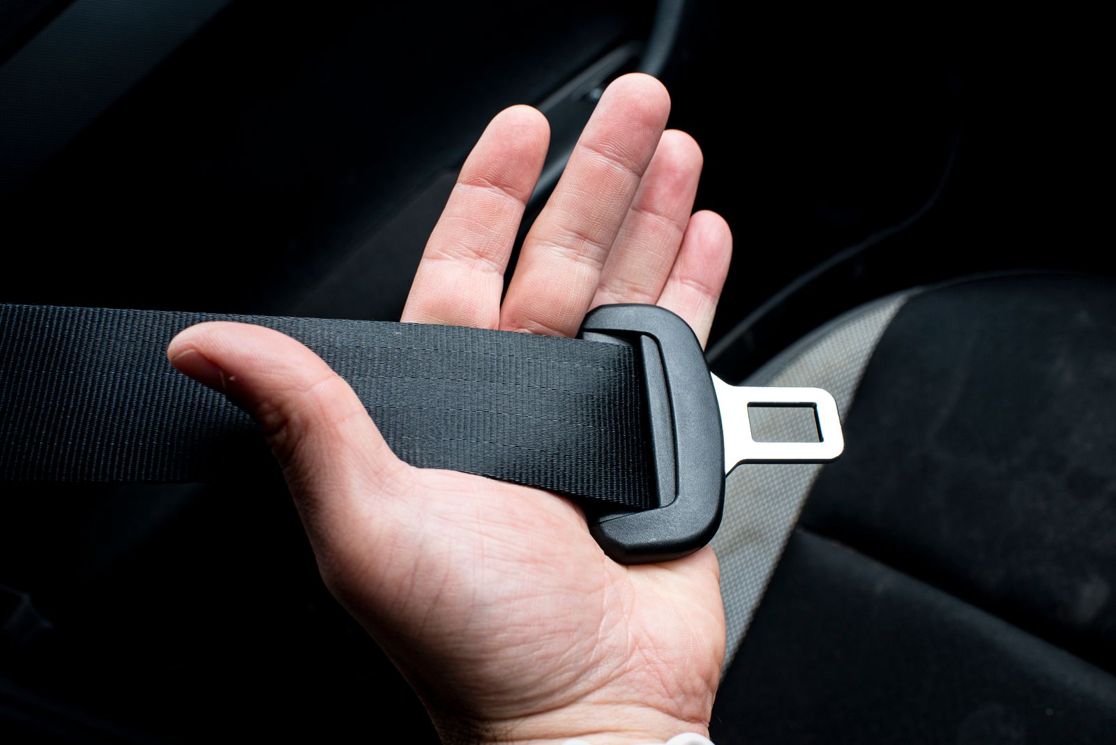 The Ultimate Guide: How to Choose the Right Seat Belt Extender for Safety and Comfort