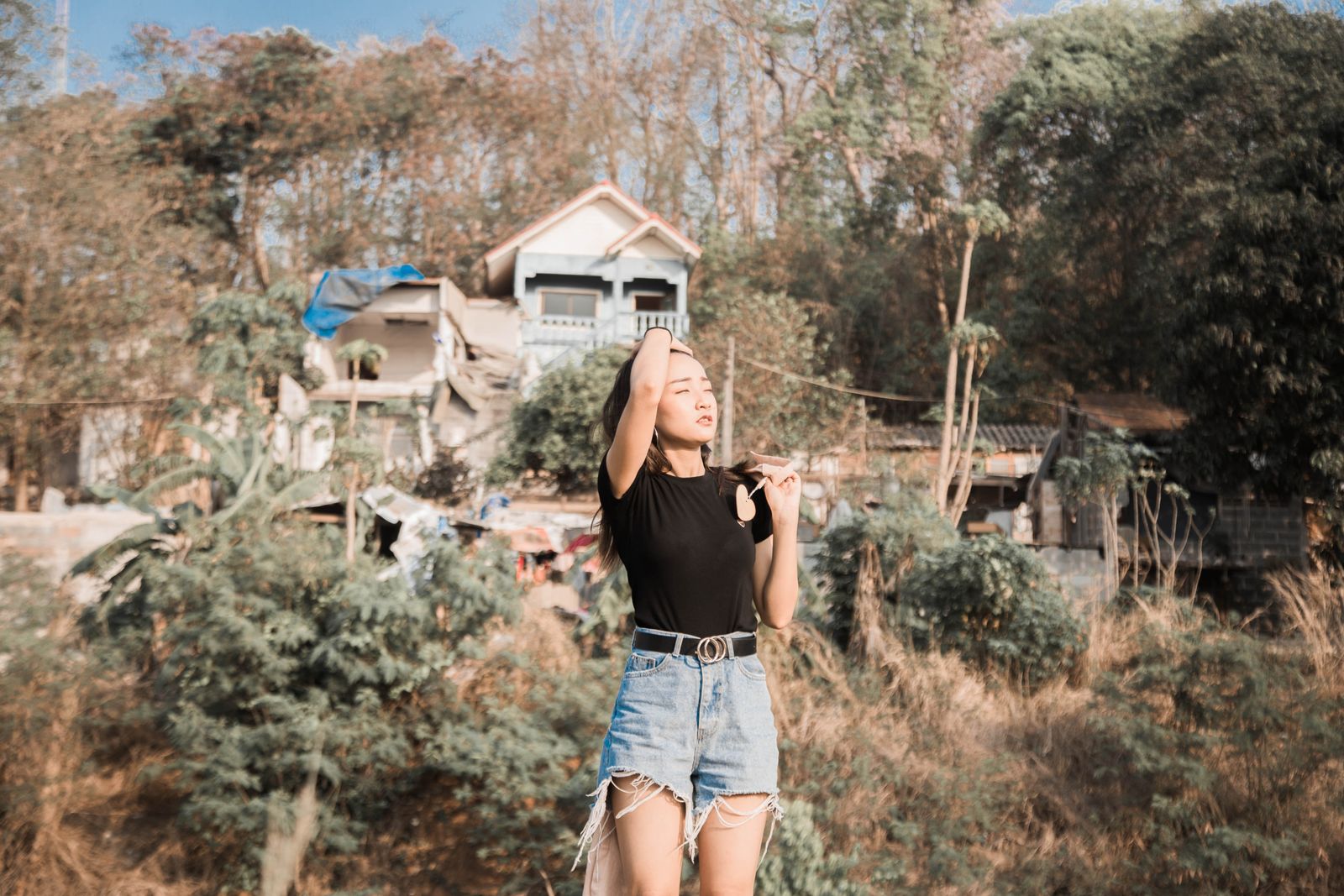 How to Ditch Button Dig: Why Women Are Swapping Denim for Stretch Twill Shorts