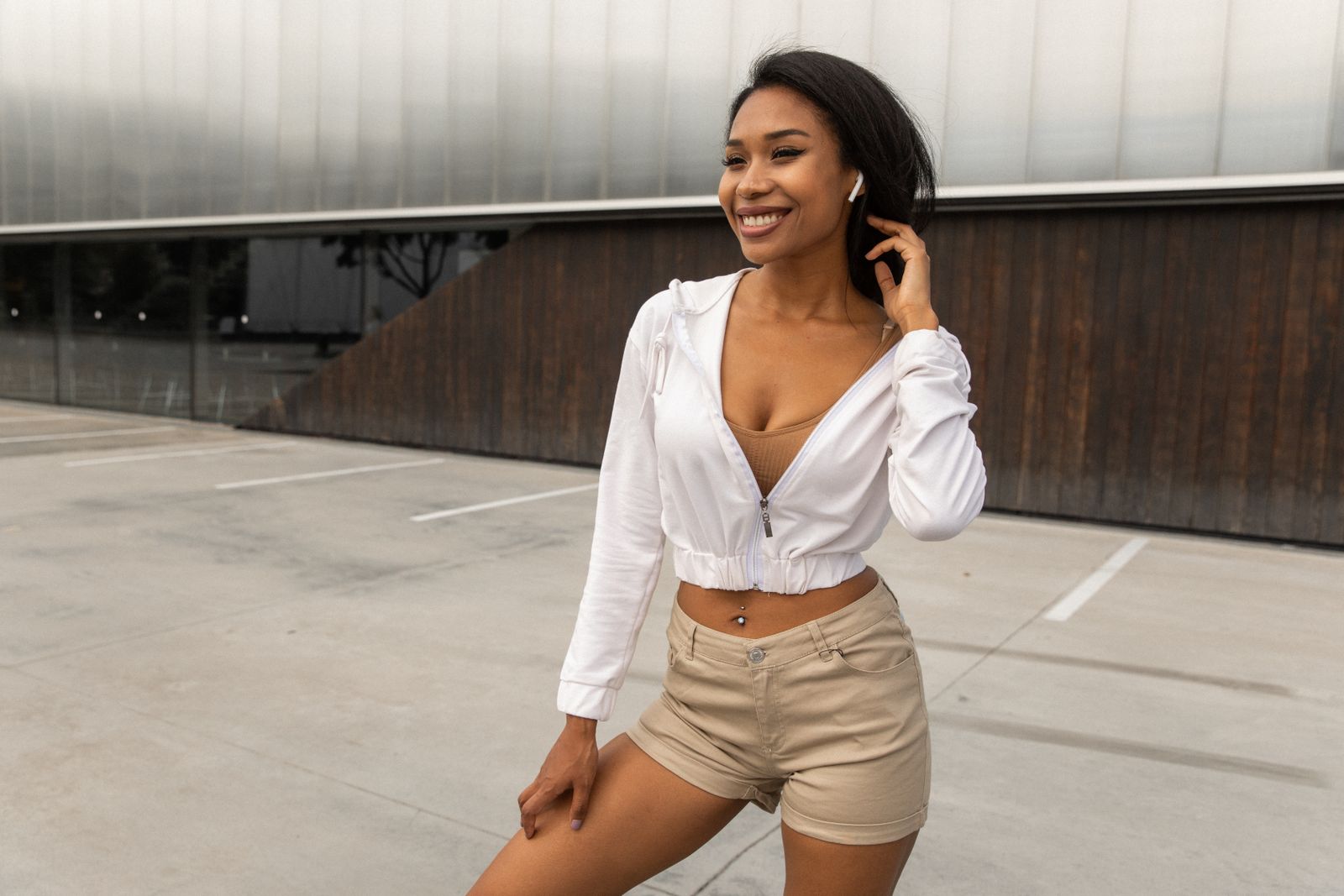 The Wash Cycle Settings That Keep Garment-Dyed Twill Shorts Dark and Soft