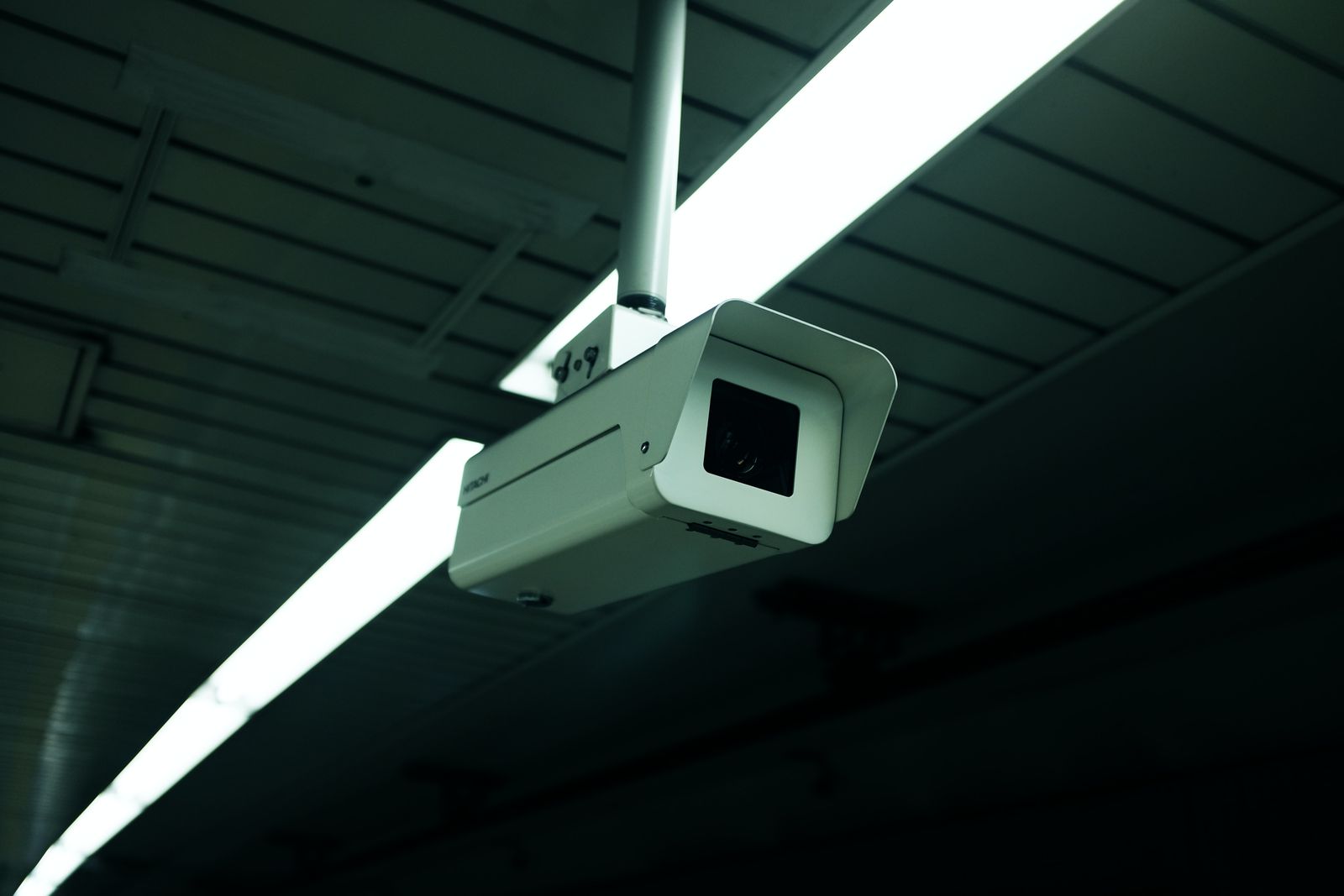 How Color Night Vision Affects Solar Security Camera Battery Life (And How to Balance Power)