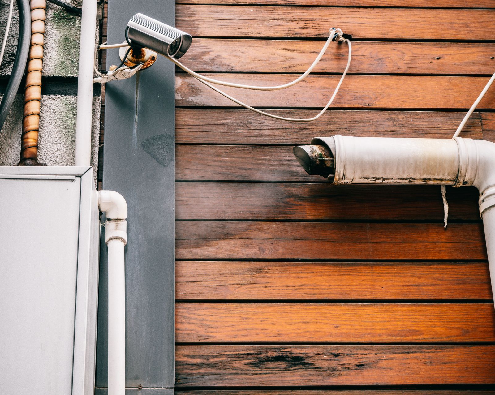 Caring for a Solar Camera in Dusty, Salty, or Pollen-Heavy Air