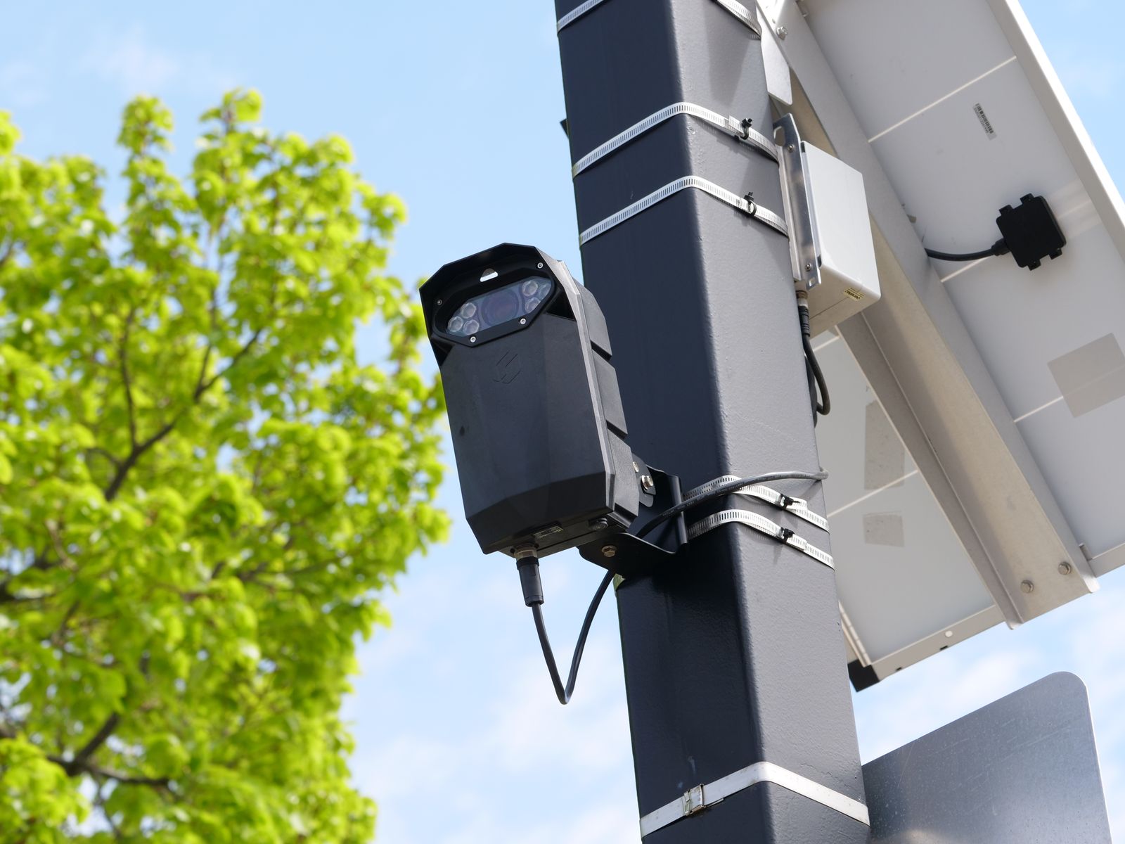 Winterizing Your Residential Perimeter: Ensuring Year-Round Solar Camera Performance