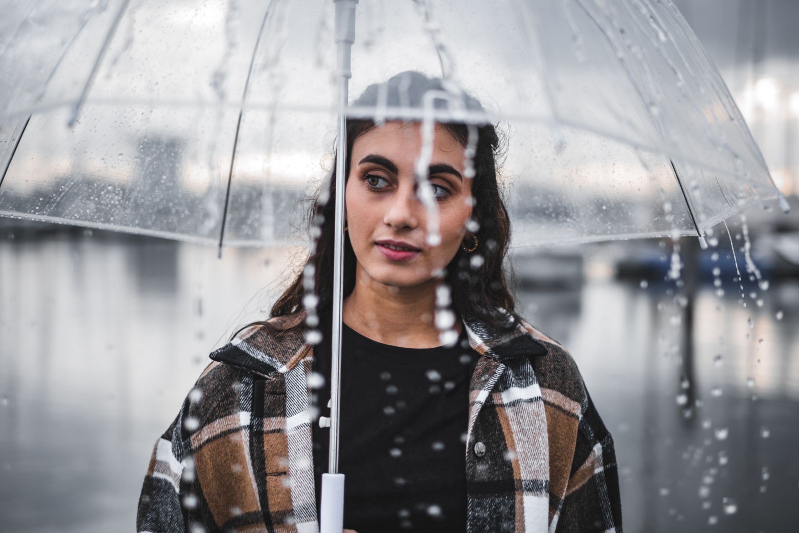 UPF Sun Shirts vs. Lightweight Rain Jackets: What to Wear for Day Hikes