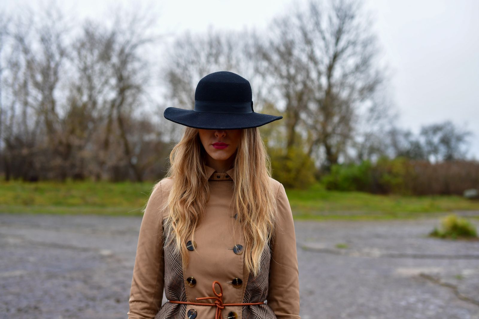 What UPF 50+ Actually Means on a Rain Coat