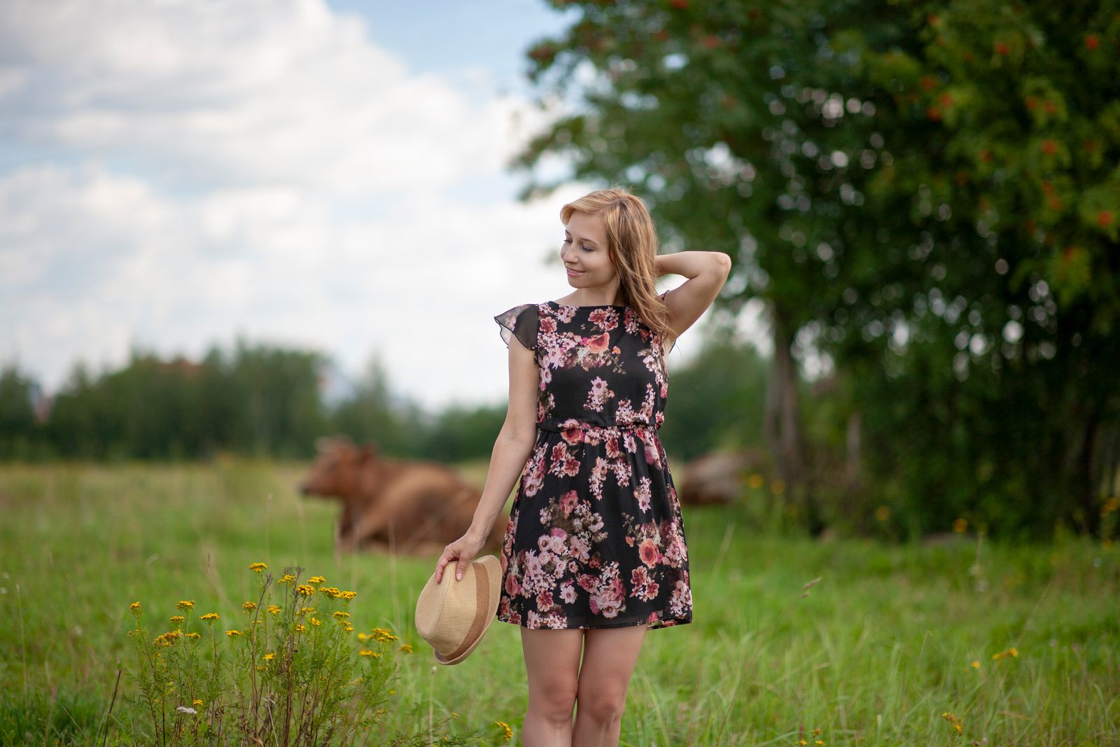 Choosing a Slip or Underlayer for a Bustier Sundress