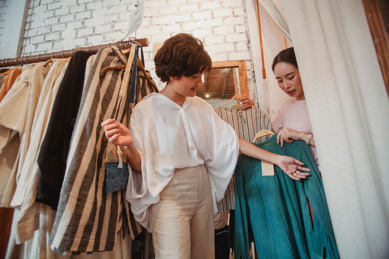 Choosing a Slip or Underlayer for a Bustier Sundress