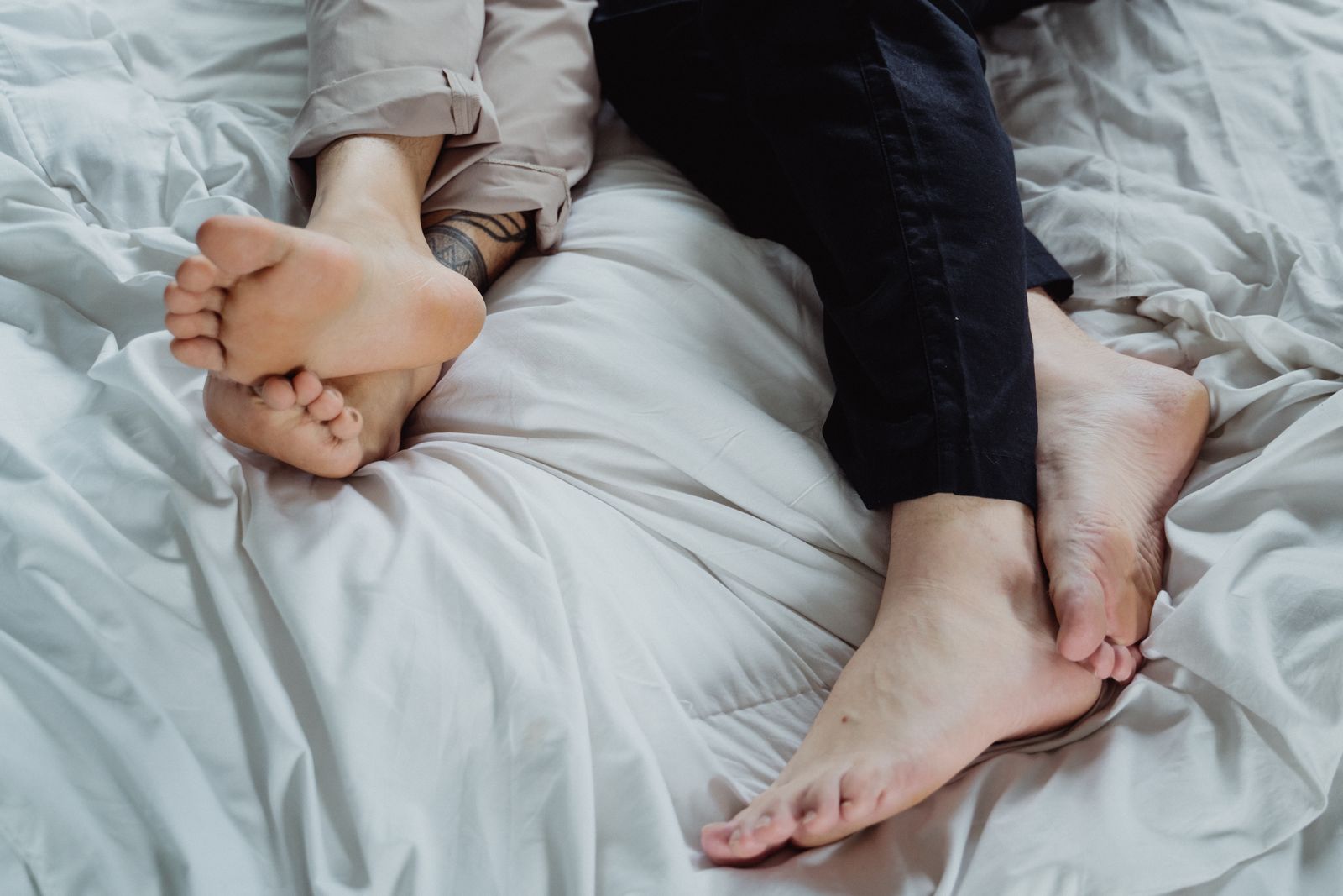 How to Choose All-Season House Slippers for Year-Round Comfort