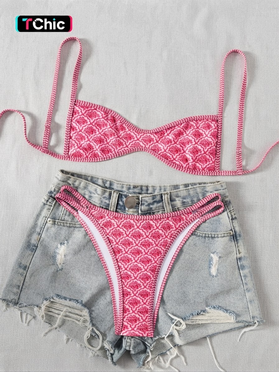 Beachwear Essentials: Choosing the Right Swimwear