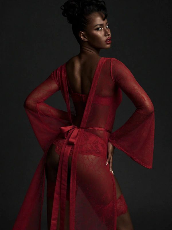 Lace robe