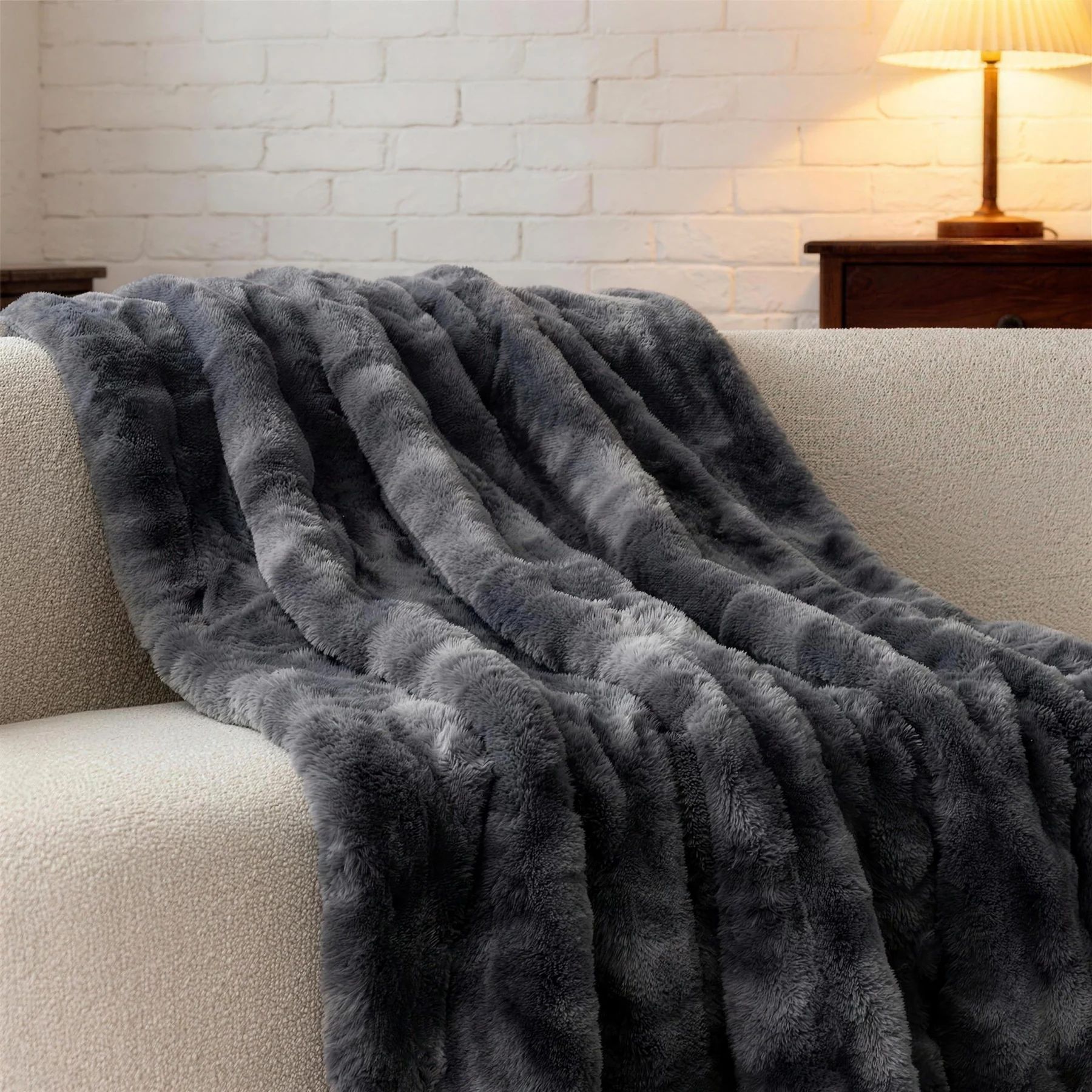 The blanket in Ash Tie-Dye